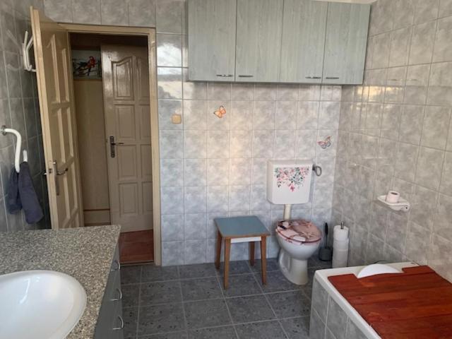 Apartmán - Csendes, Kenyelmes Csaladi Haz